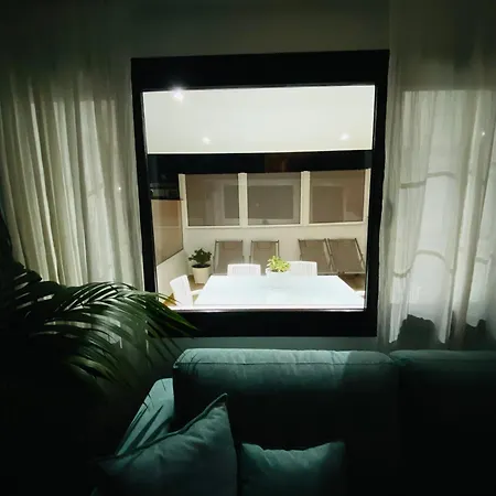 Puerto Del Carmen, Casa Chinijos アパート プエルト・デル・カルメン